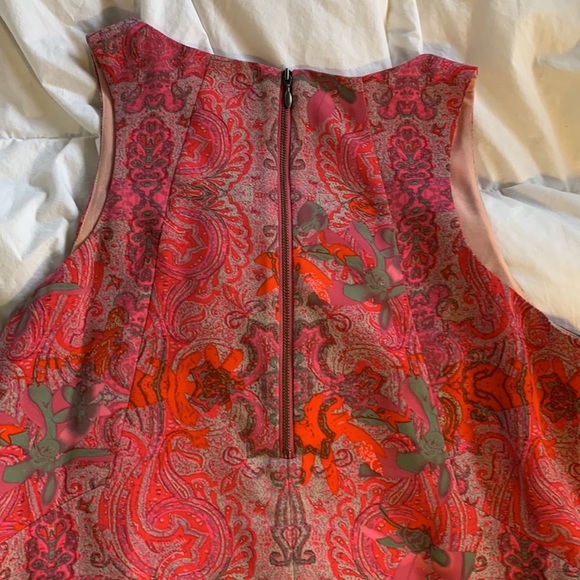 Beautiful CABI Tunic Pink Orange Mint Green Batik Print Sleeveless Top Like New! - Picture 6 of 10